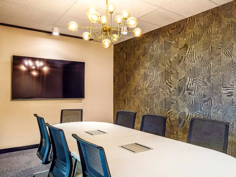 Inviting Meeting Room for Hosting in Oakland - Gallery image
