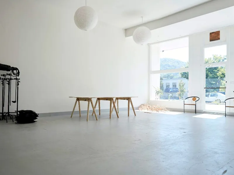 Photo Studio with Natural Light for Events in San Anselmo - Gallery image