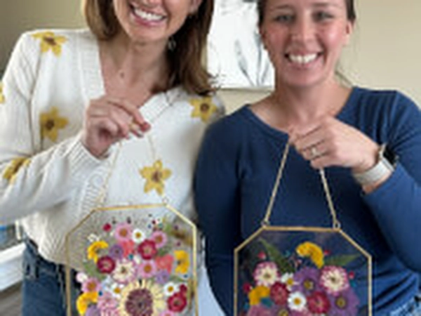 Pressed Flower Frame Artistry (Instructor Travels)