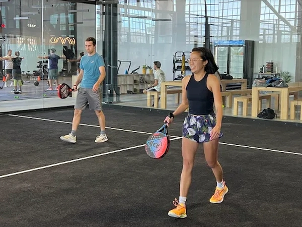2 Padel Courts (3 hrs) + Combo Catering