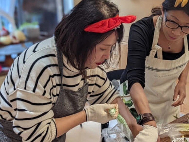 Buttercream Cupcake Decorating Workshop: Succulent Design - Gallery image