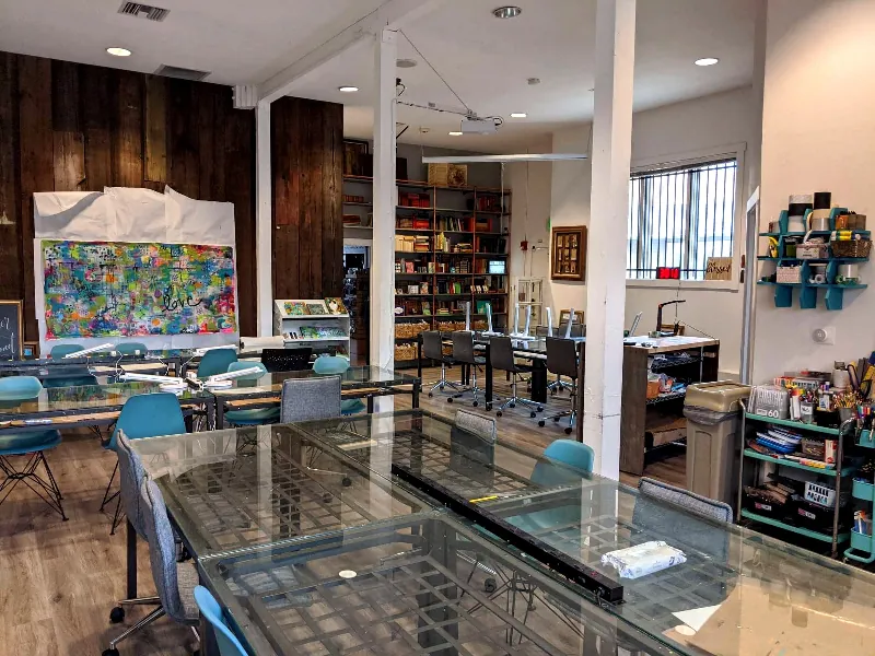 Handsome Design Studio for Special Occasions - Gallery image