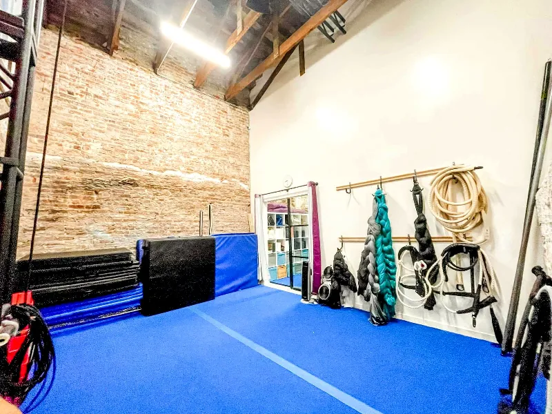 Photo Studio with High Ceilings for Events in North Beach - Gallery image
