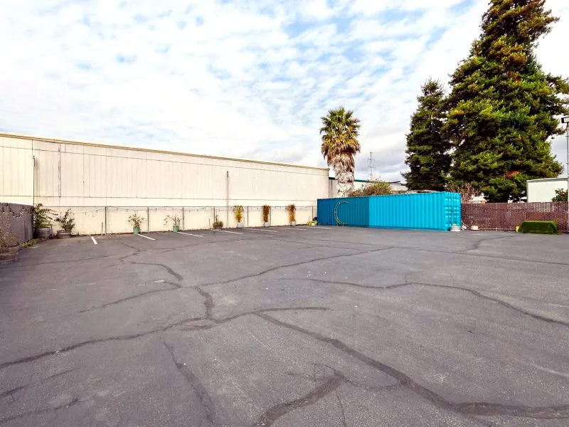 Spacious Venue | Celebrate in Mulford Gardens - Gallery image