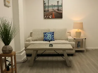 Modern Minimalist Creative Studio Space Venues in Oakland - Featured