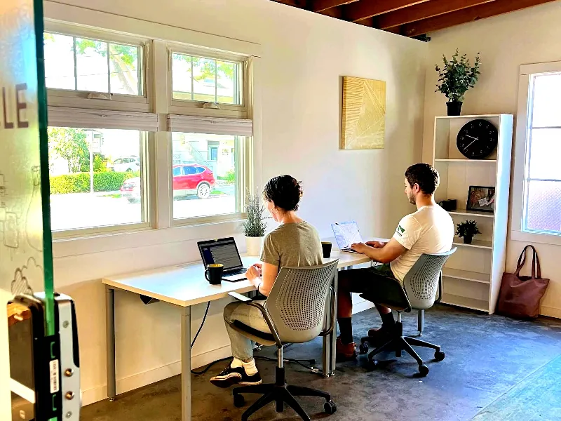 Splendid Meeting Room for Celebrations - Gallery image