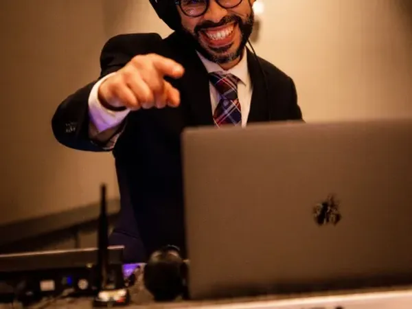 Professional Bilingual DJ and MC Services - Anniversary - Featured image