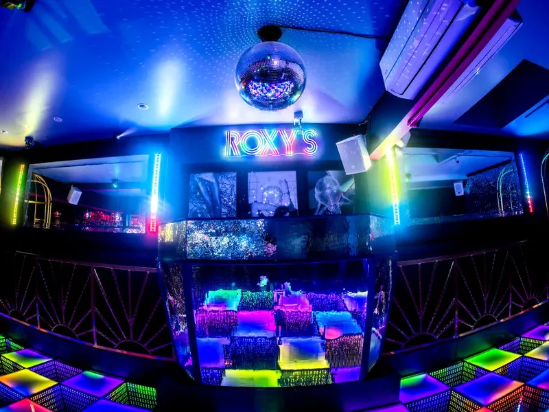 Grand Bar & Lounge for Your Next Event in Marina - Gallery image