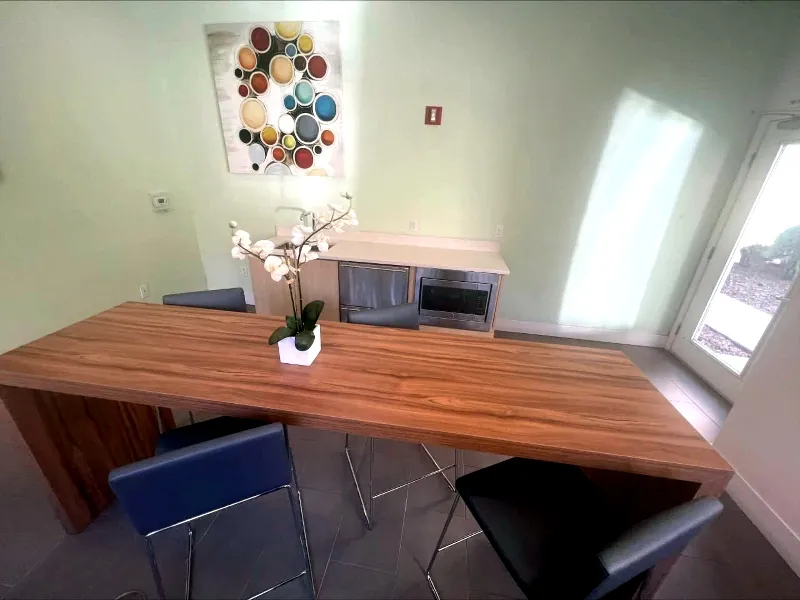 Inviting Meeting Room for Celebrations in Walnut Creek - Gallery image