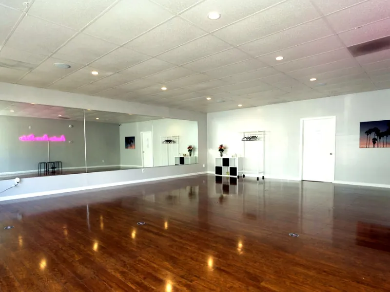 Intimate Dance Studio for Events in Irvington - Gallery image