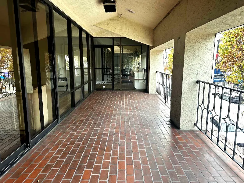 Striking Event Space for Celebrations in Downtown - Featured image