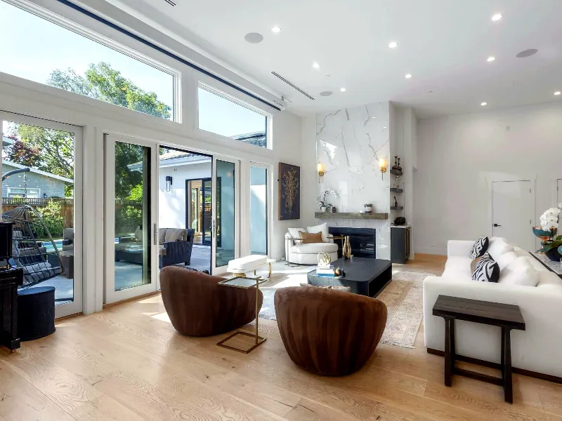 Spacious Venue for Events in University Heights - Gallery image