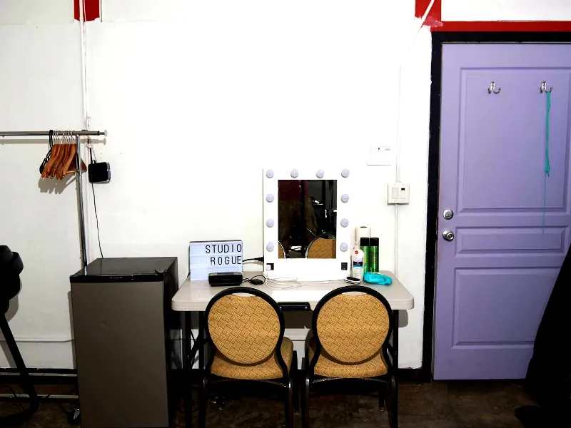 Stunning Photo Studio for Celebrations - Gallery image