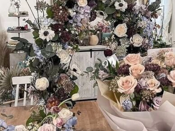 Advanced Floral Design Workshop for Team Building