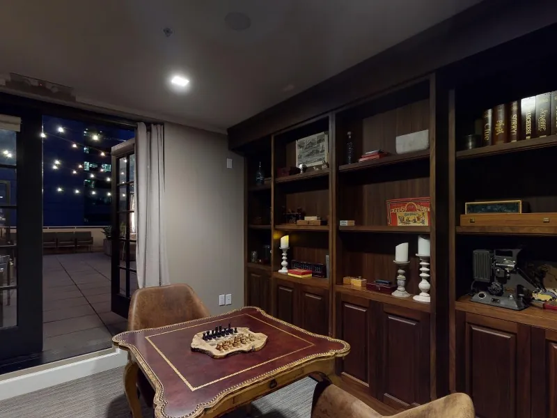 Premium Penthouse Rooftop with City Views - Gallery image