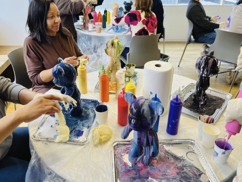 Fluid Art Bear Painting Workshop (Instructor Travels to You) - Gallery image