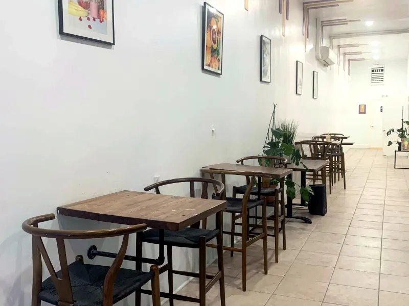 Cafe with Natural Light for Events in Northgate - Waverly - Gallery image