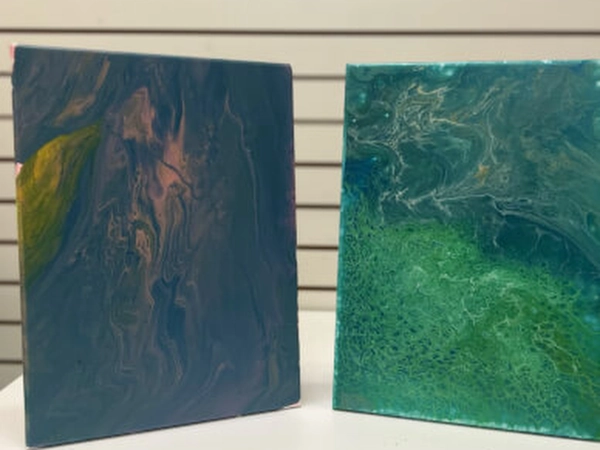 Creative Paint Pouring Workshop for Team Building