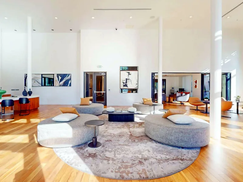 Striking Lounge for Hosting - Gallery image