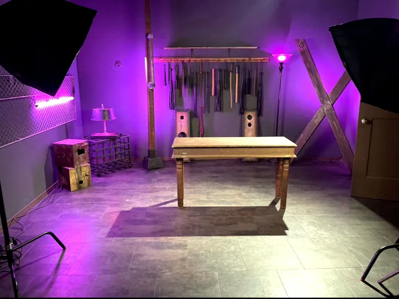 Spacious Photo & Video Studio for Gatherings in Fruitvale - Gallery image