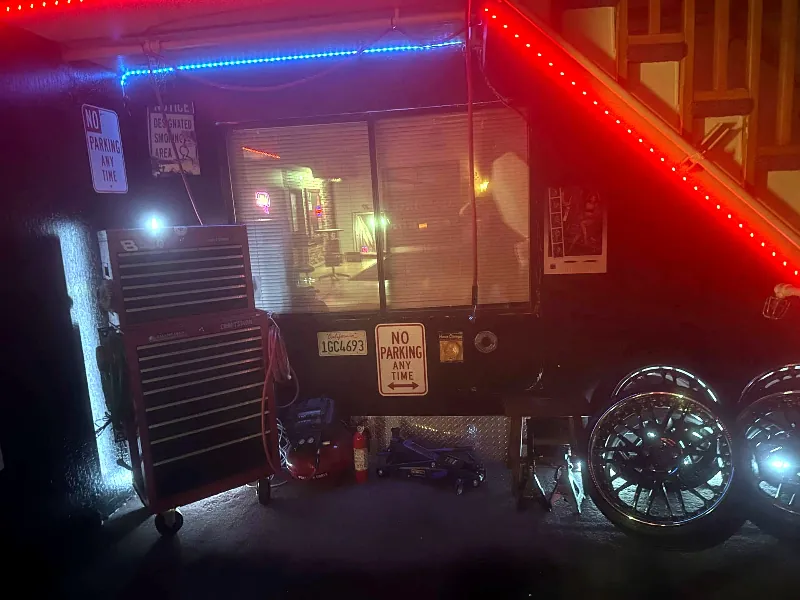 Intimate Photo & Video Studio for Events in Southwest Annex - Gallery image