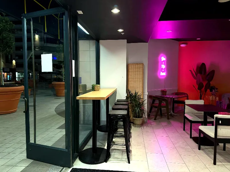 Captivating Restaurant for Celebrations - Gallery image