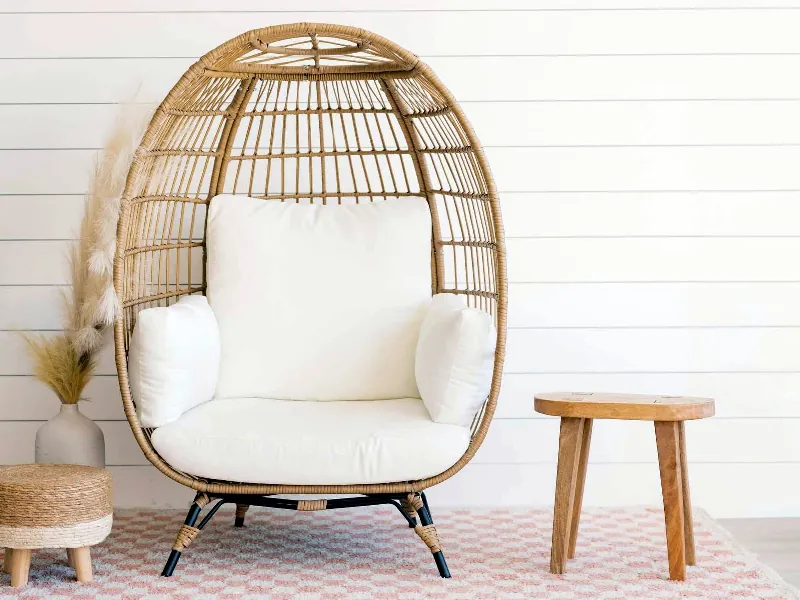 Intimate Photo Studio with Natural Light - Gallery image