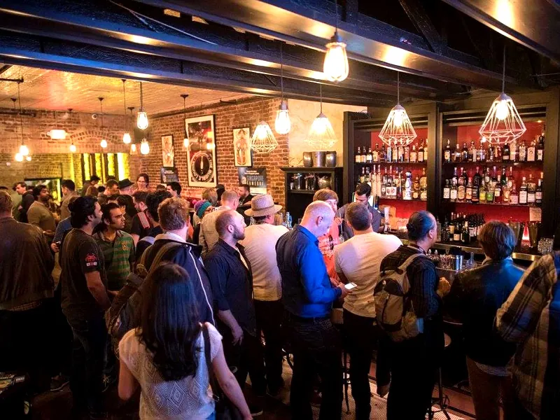 Expansive Bar & Lounge for Gatherings in Financial District - Gallery image