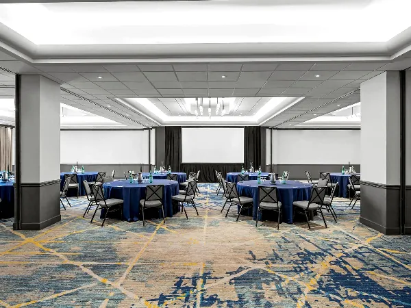 Radiant Hotel Meeting Room for Events - Holiday Party in Santa Clara - Featured image