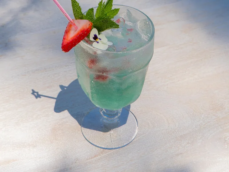 Corporate Mobile Bar Service for Networking and Holiday Parties - Gallery image