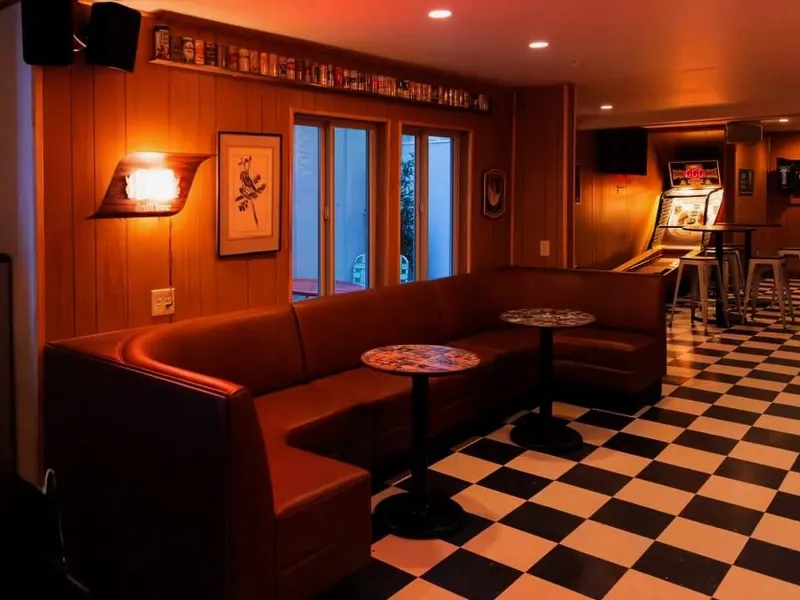 Inviting Bar & Lounge for Celebrations in Marina - Gallery image