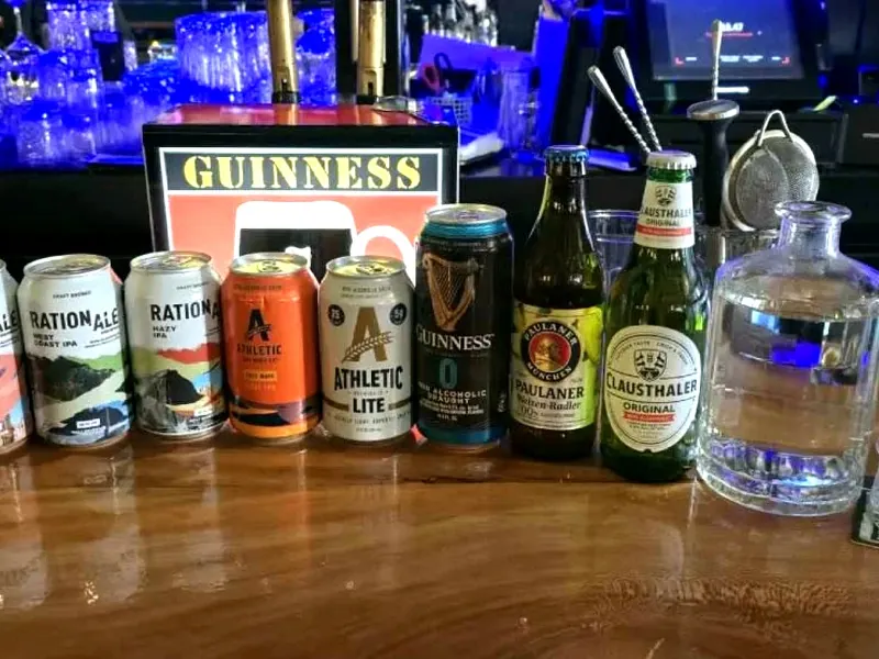 Private Bar & Lounge for Special Occasions in Inner Sunset - Gallery image