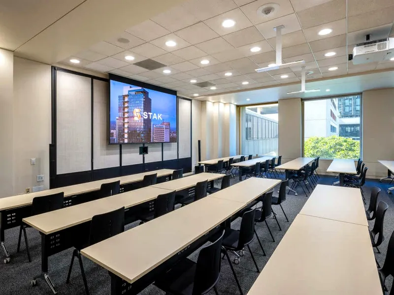 Elegant Meeting Room for Special Occasions in Oakland - Gallery image