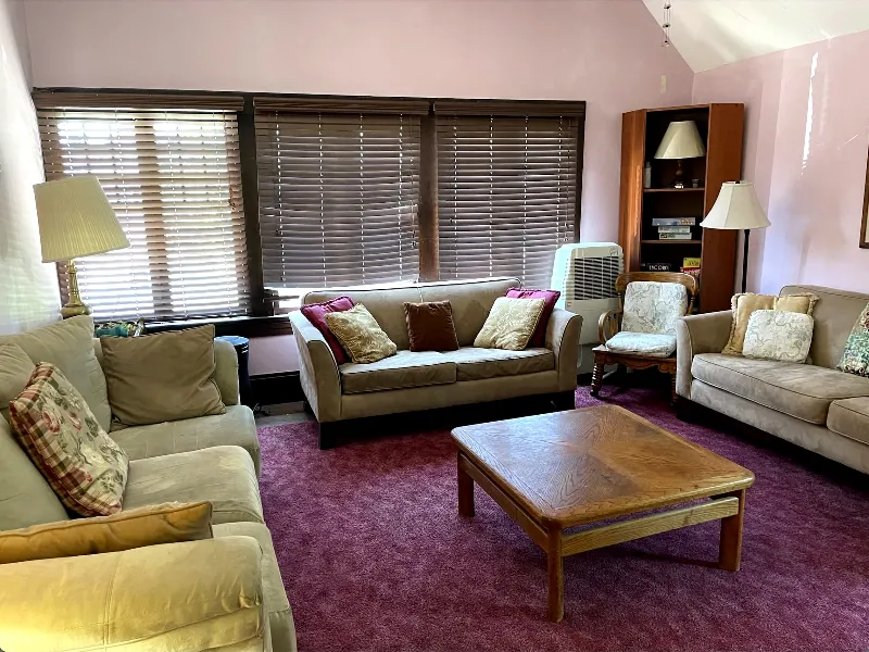 Exquisite Meeting Room for Special Occasions - Featured image