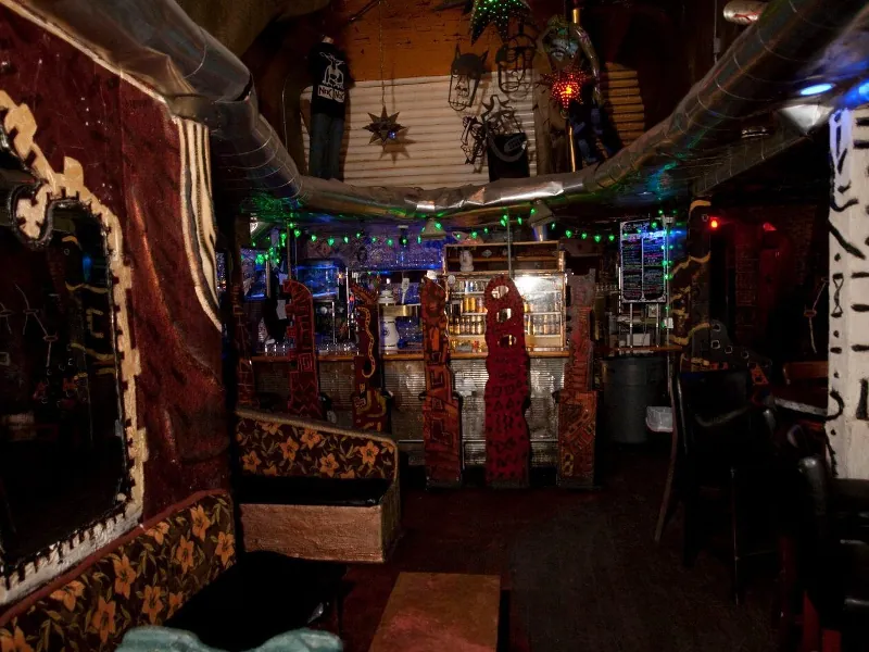 Eccentric Intimate Bar and Event Space - Gallery image