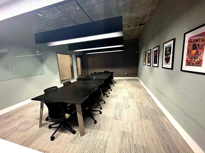 Intimate Meeting Room for Your Next Event in Lower Pacific Heights - Gallery image