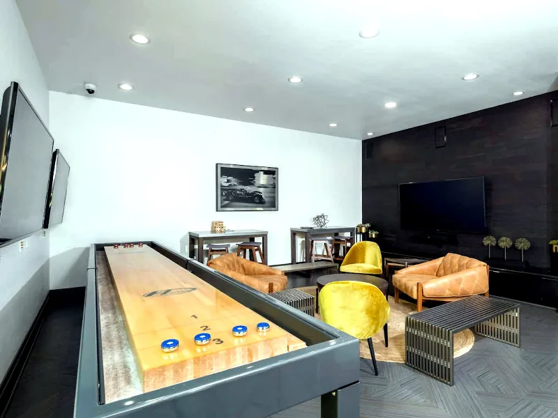 Majestic Lounge for Gatherings - Gallery image